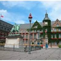 Visite guidee en francais de la vieille ville (ALTSTADT)